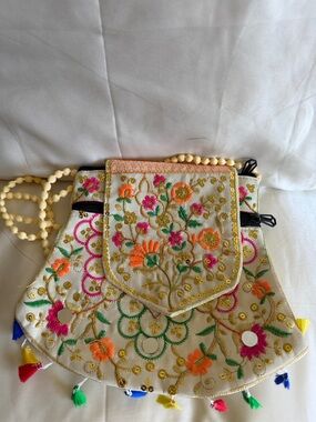 Embroidered Floral Crossbody Bag - White with Multicolor Embroidery